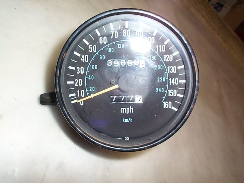 KAWASAKI KZ1000 E1 ST SHAFT SPEEDOMETER ASSY  