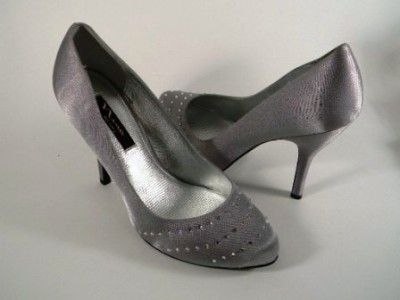 Nina Yelena Satin Heels Pumps Evening Shoes $99 Rhinestones Size 10 