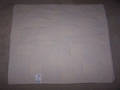 This auction is for a Glenna Jean Baby Crib Nursery Bedding 3 piece 
