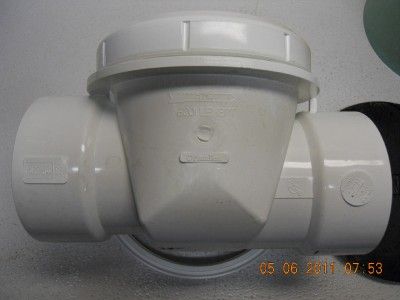 BACKWATER VALVE PVC B04 400K  