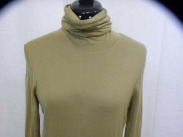 595 MICHAEL KORS barley turtleneck cashmere top M NWT  