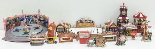 Mr. Christmas Worlds Fair Ice Skating Rink & Circus Accessories (16 