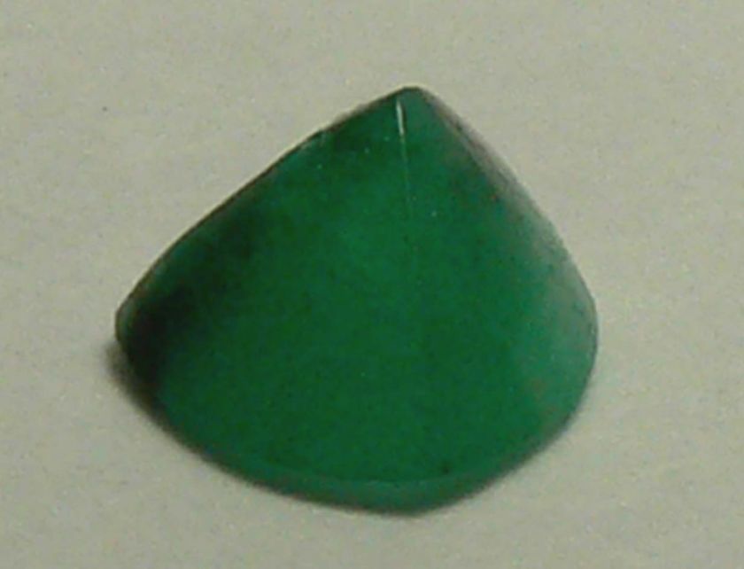 COLOMBIAN EMERALD FREE FORM 1.81 CTS  