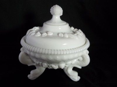 Vntg Westmoreland Milk Glass Argonaut Shell Candy Dish Sea Serpent 