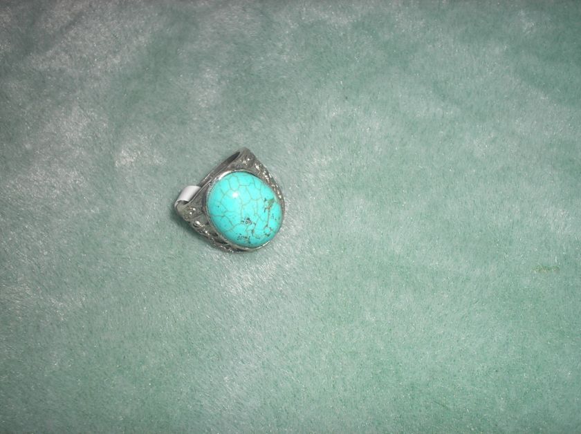 HANDCRAFTED TURQUOISE FLOWER SILVER RING SIZE 7  