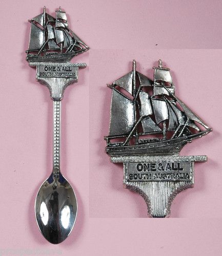 One & All   S.Australia Souvenir Model Top Spoon R52/05  