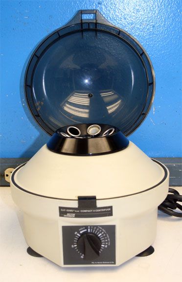 Clay Adams BectonDickinson 420225 Compact II Centrifuge  