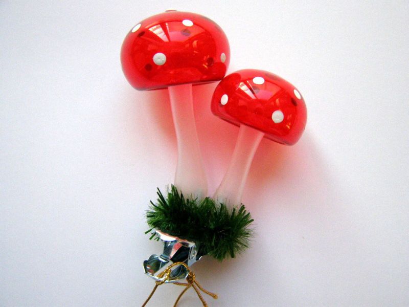 MUSHROOM RED PILZ GERMAN BLOWN GLASS CHRISTMAS ORNAMENT  