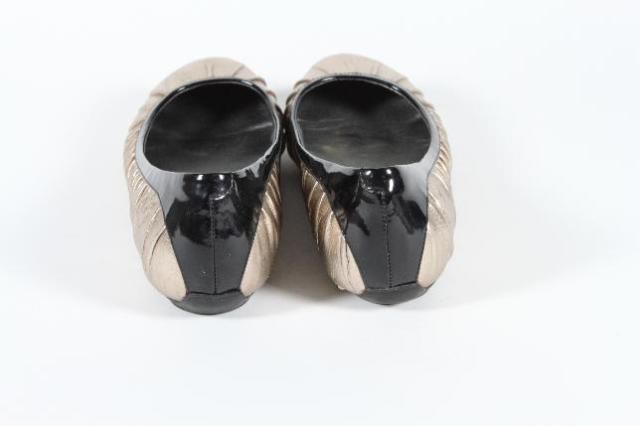   Haan Metallic Gold Flats Nike Air Technology Pleated Everyday Work 9B