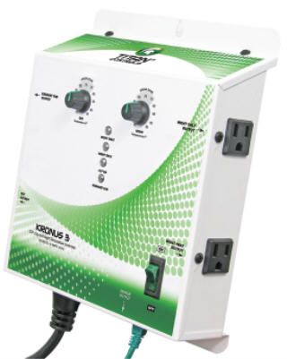 TITAN KRONUS 3 DAY/NIGHT TEMP & CO2 CONTROLLER  