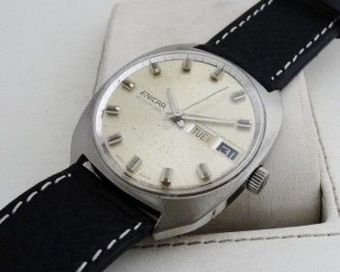 RARE VINTAGE ENICAR AUTOMATIC DAY DATE ORIGINAL WHITE DIAL STEEL WATCH 