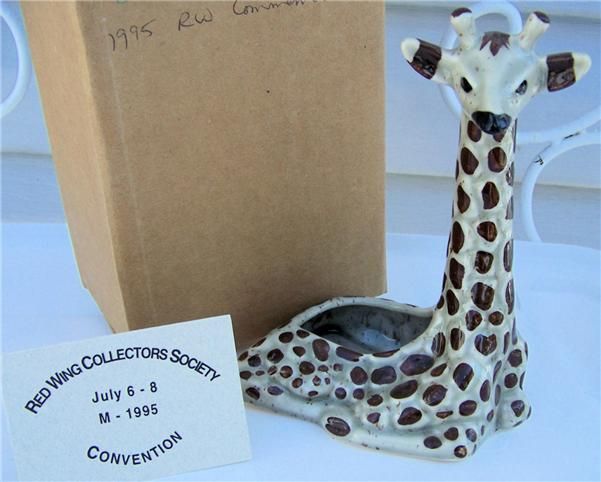 RED WING SOCIETY COLLECTOR C1995 GIRAFFE PLANTER MIB  