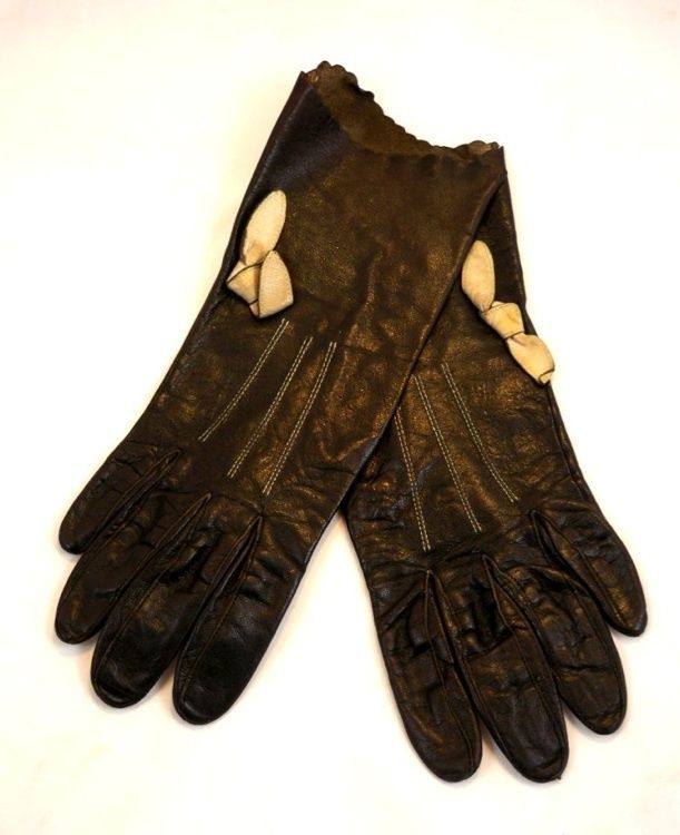 Vintage Gloves Black Leather W/Bow 1930S  