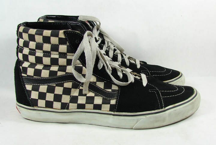   HIGH HI TOP CHECKERED CHECKERBOARD SHOES SIZE 13 SKATEBOARD  