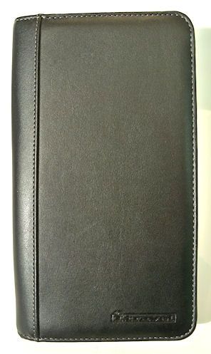 Leeds Black Leatherette Zippered Travel Billfold / Wallet   NEW  