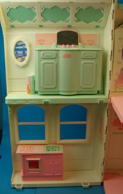 Barbie Doll Deluxe Dream House #18638 Mattel Toy Dollhouse w 