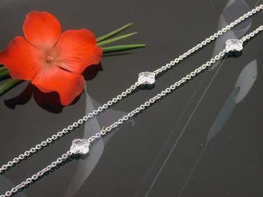 STUNNING 36 CUBIC ZIRCONIA CLOVER NECKLACE  