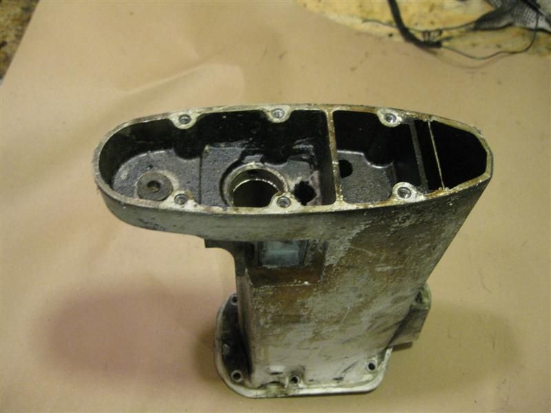 Exhaust housing Johnson 9.9 hp 10 15 evinrude outboard salvage  