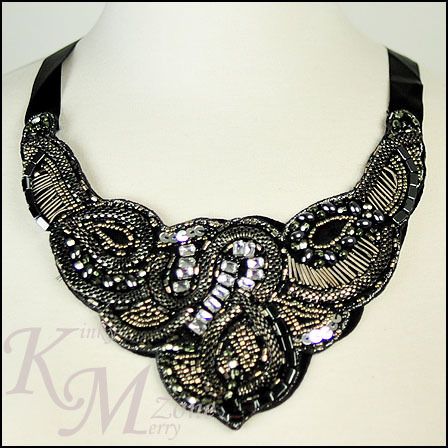 Celebrity Style Oversize Twinkle Necklace black  