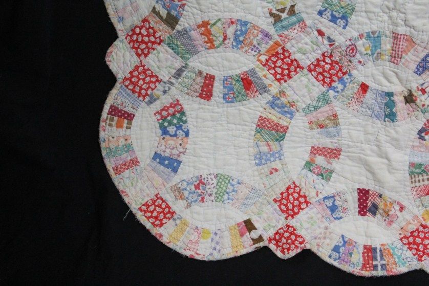 L590 ANTIQUE AMERICAN DOUBLE WEDDING RING QUILT  